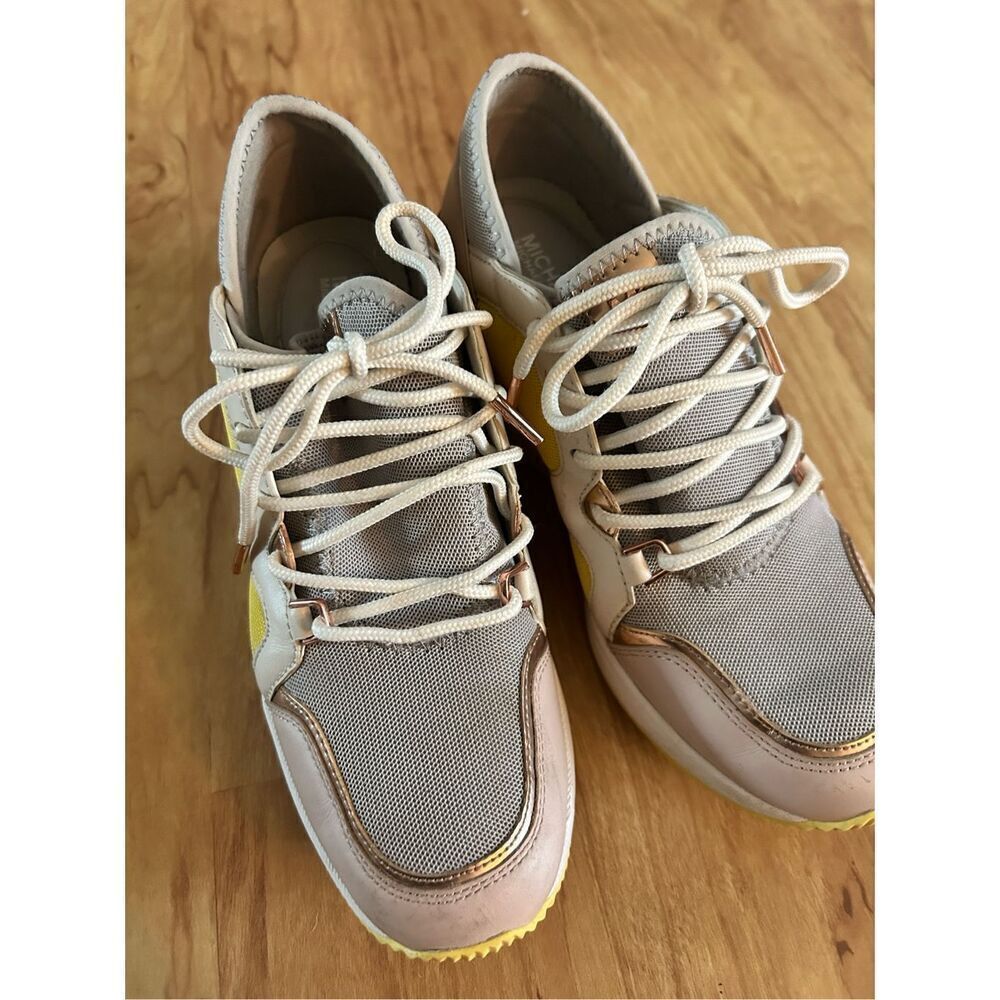 MICHAEL KORS Liv Trainer Sneakers Small Air Mesh Aluminum Women's Shoes size 7